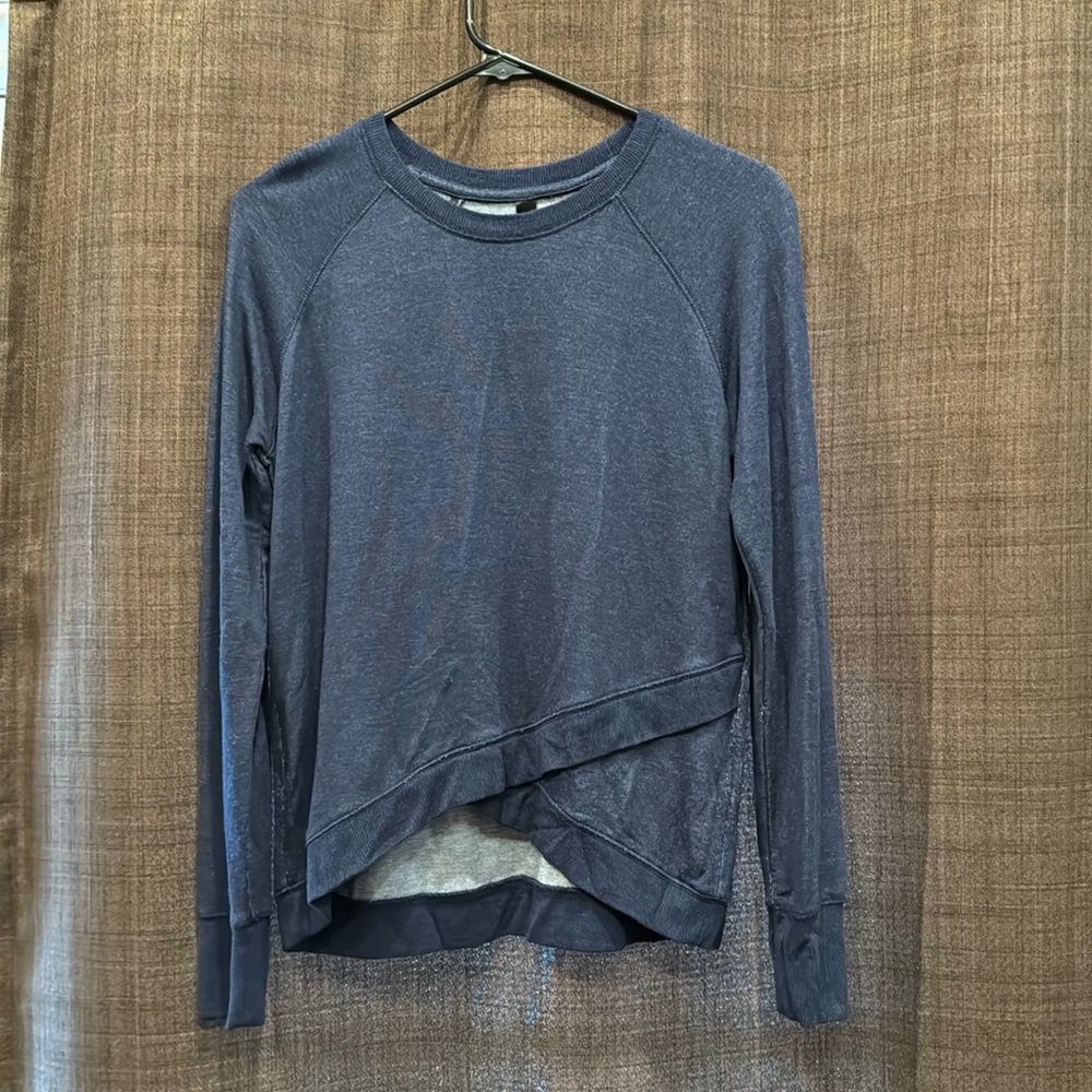 Active wear long sleeve